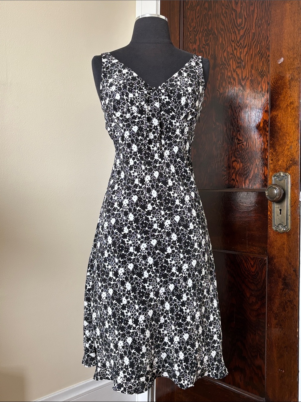 Y2K Express Lettuce Hem Black and White Floral Babydoll Dress Vintage